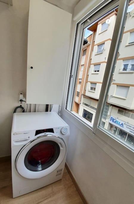 Acogedor Piso En El Centro De Sabinanigo Lejlighed Eksteriør billede